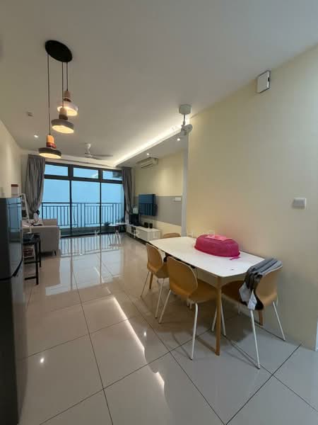 Servis Apartment untuk Dijual di 8Scape Residence @ Sutera - Karl Ho - Living Room - PropertyGuru.com.my