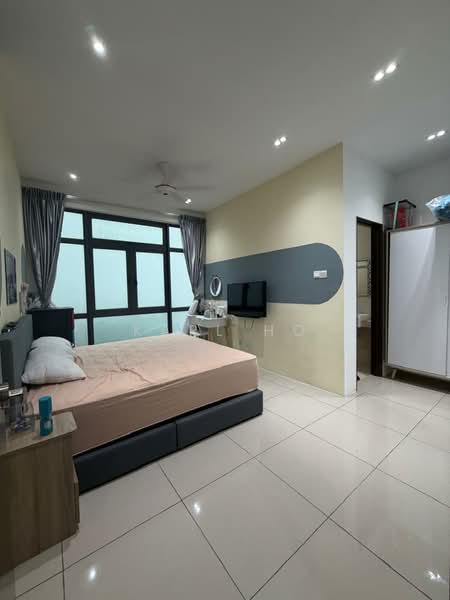 Servis Apartment untuk Dijual di 8Scape Residence @ Sutera - Karl Ho - Bedroom - PropertyGuru.com.my