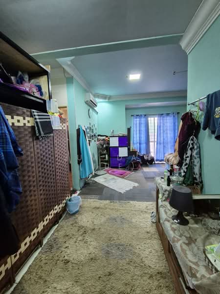 Saujana Utama 3 untuk Untuk Dijual - RM 459,000, Mac 2026 - Living Room - PropertyGuru.com.my