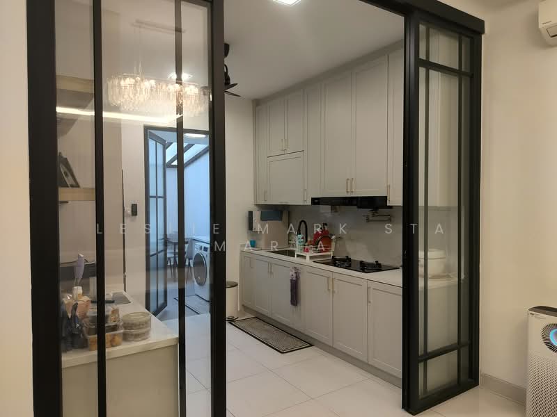 Viola untuk Untuk Dijual - RM 920,000, Mac 2026 - Kitchen - PropertyGuru.com.my
