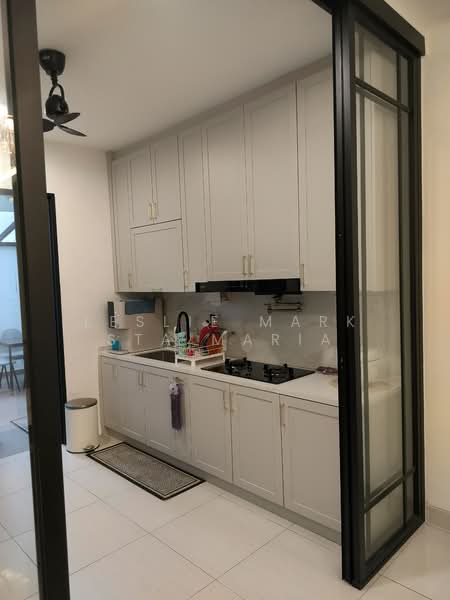 Viola untuk Untuk Dijual - RM 920,000, Mac 2026 - Kitchen - PropertyGuru.com.my