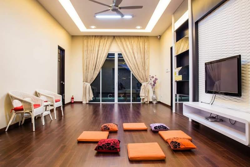 Bungalow for Sale in Batu Ferringhi (Penang) - Danick Teoh - Living Room - PropertyGuru.com.my