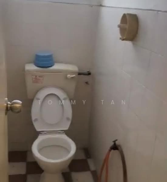 Taman Fadason Kepong untuk Untuk Disewa - RM 2,200 /bulan, Mac 2026 - Bathroom - PropertyGuru.com.my