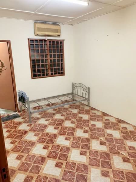 2-storey Terraced House for Sale in Pasir Gudang (Johor) - Daniel Yong - Bedroom - PropertyGuru.com.my