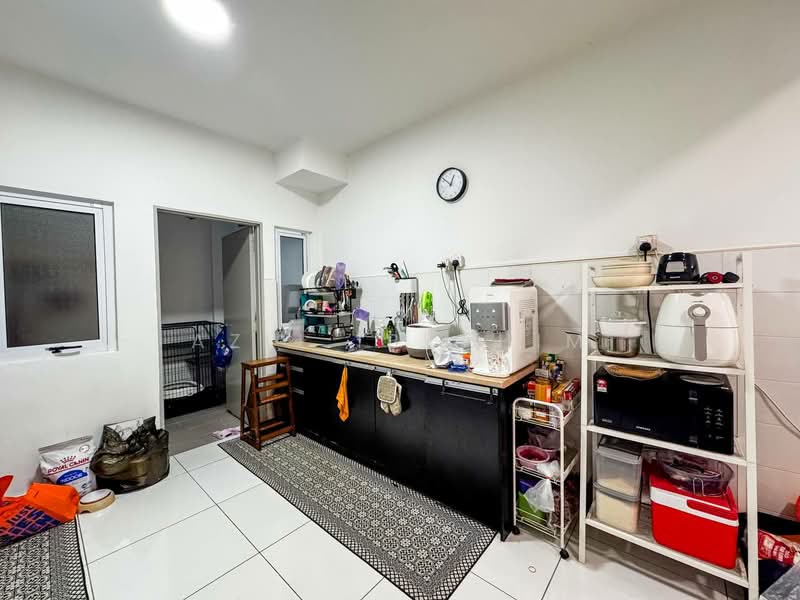 Condominium for Sale at D'Pines@Ampang - Azli Ibrahim - Kitchen - PropertyGuru.com.my