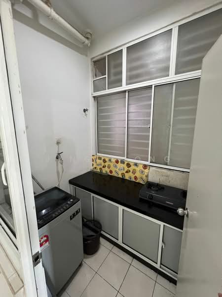 Saville D'lake untuk Untuk Disewa - RM 1,700 /bulan, Mac 2026 - Kitchen - PropertyGuru.com.my