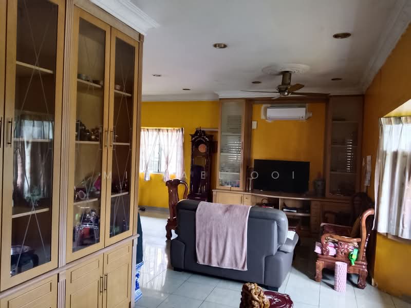 Taman Bukit Rawang Jaya untuk Untuk Dijual - RM 900,000, Mac 2026 - Living Room - PropertyGuru.com.my