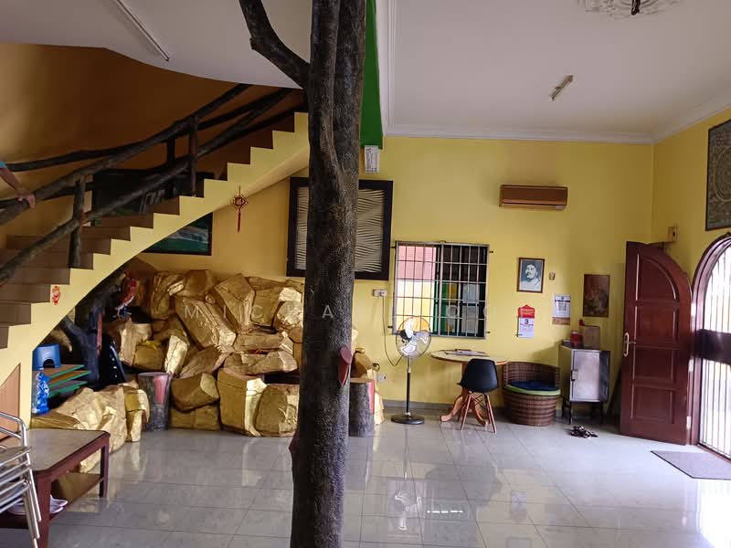 Taman Bukit Rawang Jaya untuk Untuk Dijual - RM 900,000, Mac 2026 - Interior - PropertyGuru.com.my