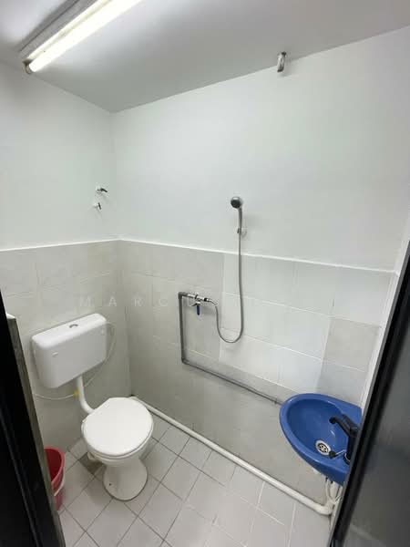 Bandar Sri Damansara untuk Untuk Disewa - RM 2,000 /bulan, Mac 2026 - Bathroom - PropertyGuru.com.my