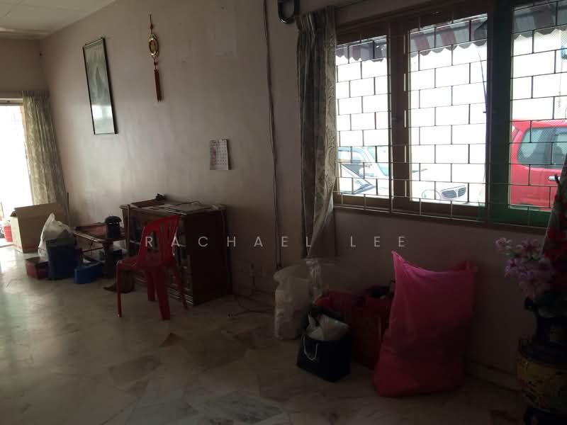 1-storey Terraced House for Sale in Puchong (Selangor) - Rachael Lee - Living Room - PropertyGuru.com.my