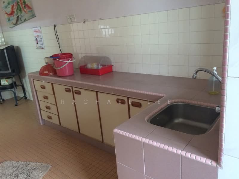 Taman Kinrara Seksyen 1 untuk Untuk Dijual - RM 480,000, Mac 2026 - Kitchen - PropertyGuru.com.my