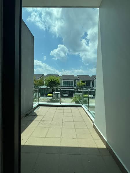Terraced House for Sale in Iskandar Puteri (Nusajaya) (Johor) - Jeff Lee - Balcony - PropertyGuru.com.my
