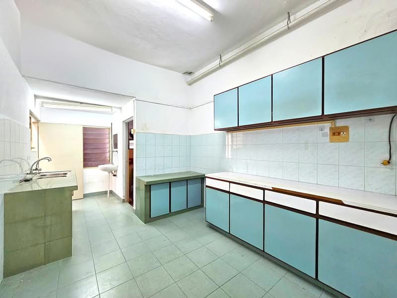 ISLAND PARK, GREENLANE untuk Untuk Dijual - RM 1,050,000, Mac 2026 - Kitchen - PropertyGuru.com.my