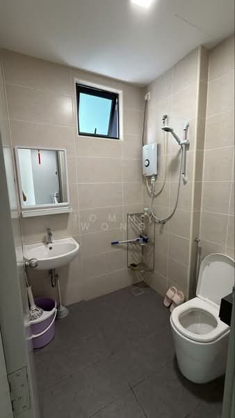 B11 Parkland Residence untuk Untuk Disewa - RM 2,200 /bulan, Mac 2026 - Bathroom - PropertyGuru.com.my