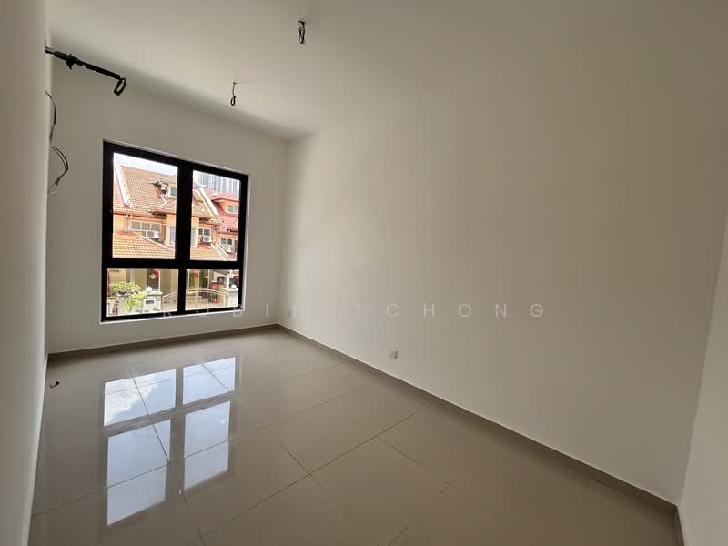 Salak South untuk Untuk Dijual - RM 1,200,000, Mac 2026 - Interior - PropertyGuru.com.my