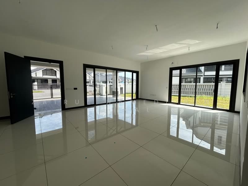 Semi-Detached House for Sale in Shah Alam (Selangor) - Zairul Hamedi Bin Zainal - Living Room - PropertyGuru.com.my