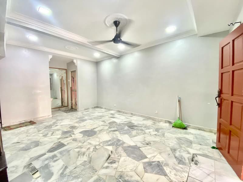 Taman Kosas untuk Untuk Dijual - RM 640,000, Mac 2026 - Living Room - PropertyGuru.com.my