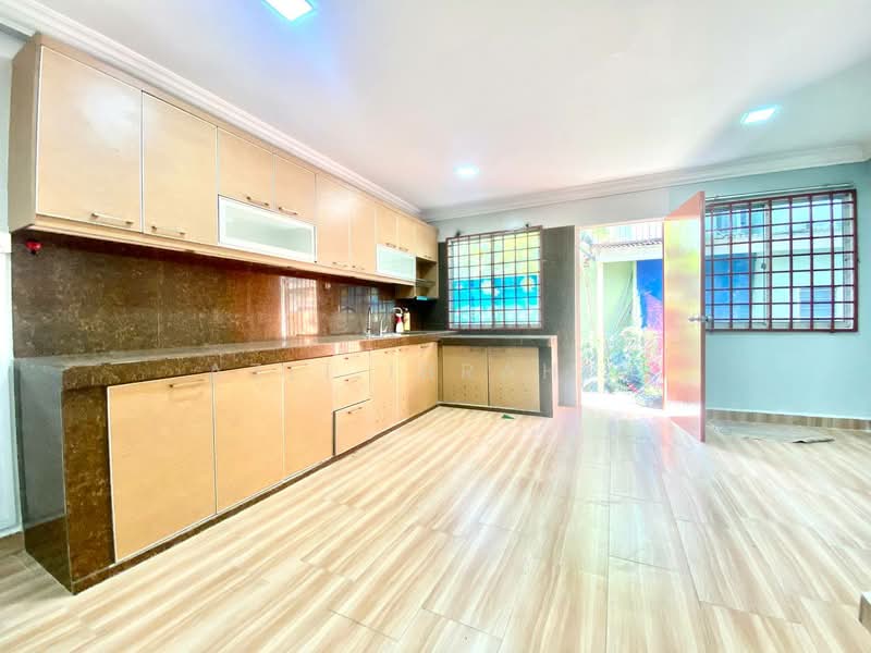 Taman Kosas untuk Untuk Dijual - RM 640,000, Mac 2026 - Kitchen - PropertyGuru.com.my