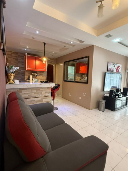 Vista Pinggiran Apartment untuk Untuk Dijual - RM 285,000, Mac 2026 - Living Room - PropertyGuru.com.my