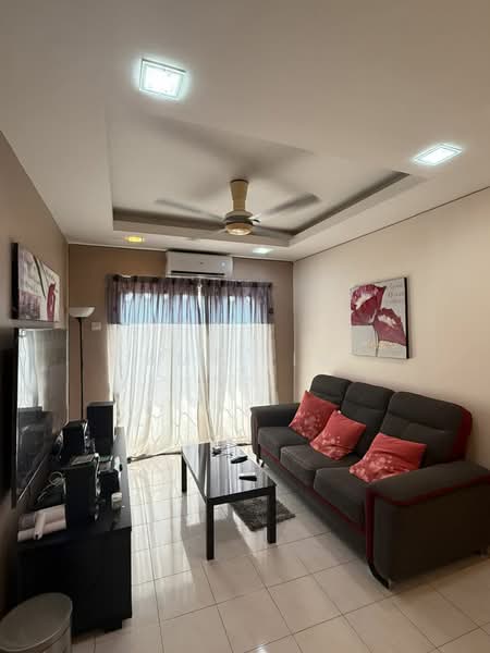 Vista Pinggiran Apartment untuk Untuk Dijual - RM 285,000, Mac 2026 - Living Room - PropertyGuru.com.my