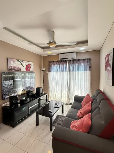 Vista Pinggiran Apartment untuk Untuk Dijual - RM 285,000, Mac 2026 - Living Room - PropertyGuru.com.my