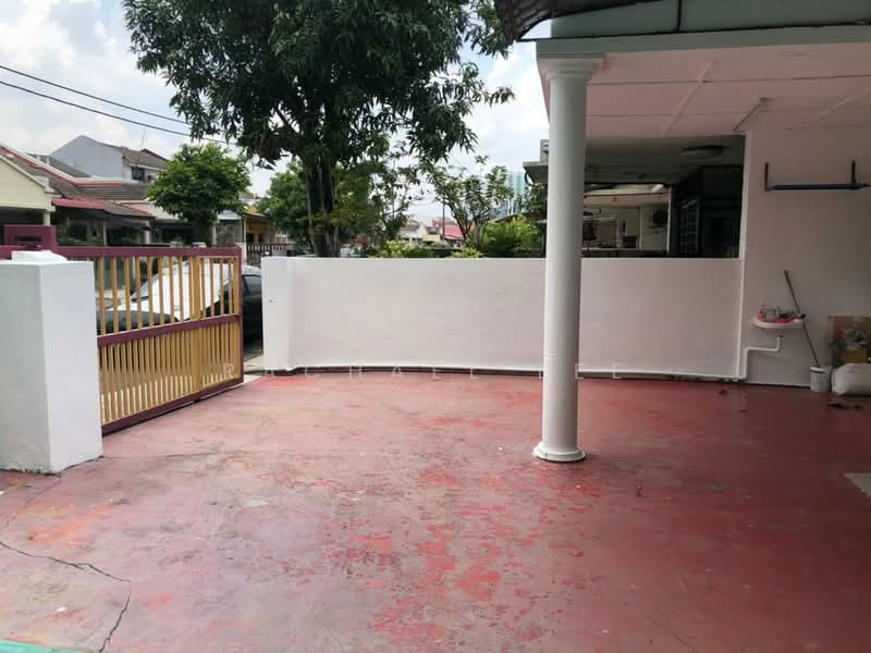 Rumah Teres 1-Tingkat untuk Dijual di Puchong (Selangor) - Rachael Lee - Exterior - PropertyGuru.com.my