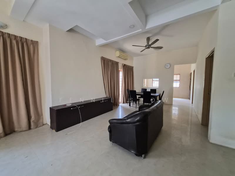 Rumah Berkembar untuk Dijual di Tanjung Bungah (Penang) - Fennie Seow - Living Room - PropertyGuru.com.my