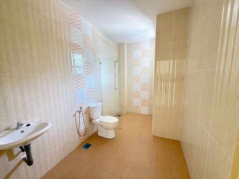 2-storey Terraced House for Sale in Taman Bercham Tropicana (Ipoh) - Michelle Cheng - Bathroom - PropertyGuru.com.my