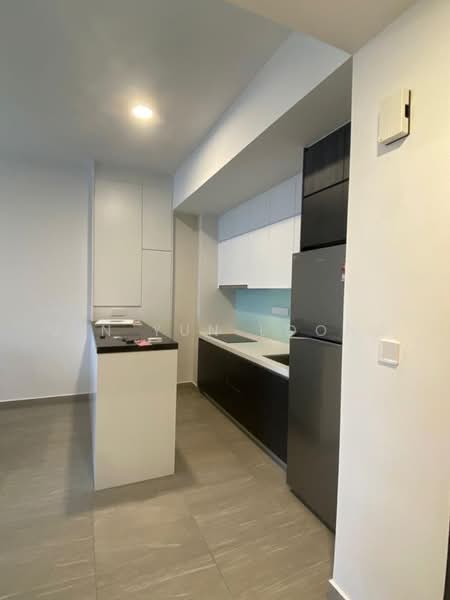 Kediaman Servis untuk Dijual di Atwater : Service Residences - Agnes Loong - Kitchen - PropertyGuru.com.my
