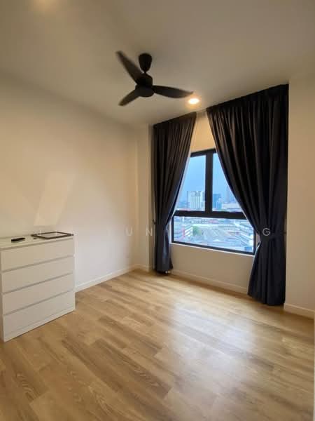 Kediaman Servis untuk Dijual di Atwater : Service Residences - Agnes Loong - Bedroom - PropertyGuru.com.my