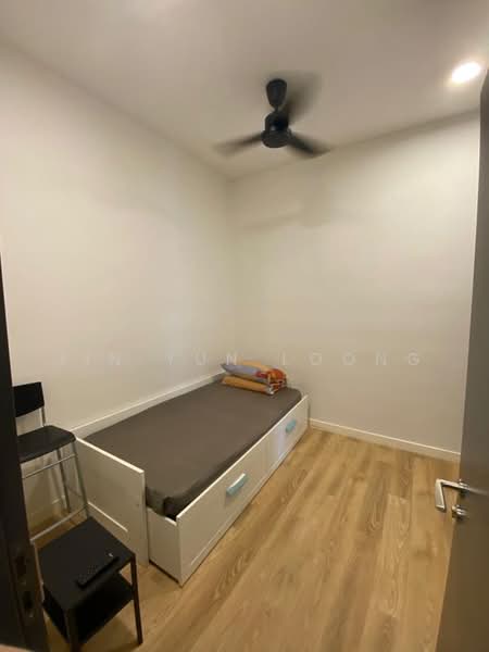 Kediaman Servis untuk Dijual di Atwater : Service Residences - Agnes Loong - Bedroom - PropertyGuru.com.my