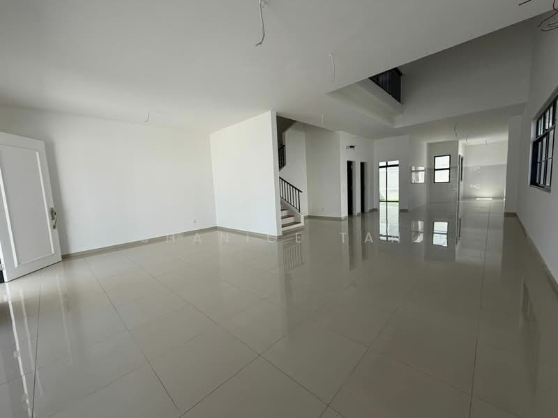 Cluster House for Sale in Eco Botanic (Iskandar Puteri (Nusajaya)) - Shanice Tan - Living Room - PropertyGuru.com.my