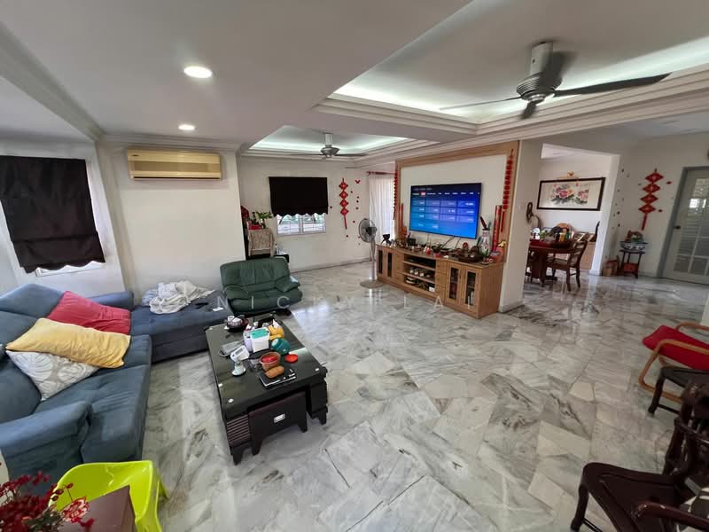 Bungalow for Sale in Rawang (Selangor) - Nicky Lai - Living Room - PropertyGuru.com.my