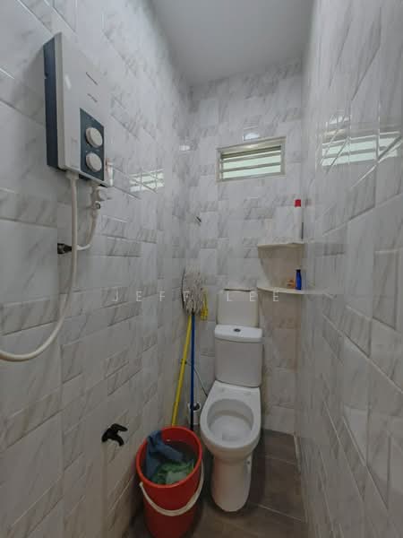 2-storey Terraced House for Sale in Bukit Indah (Iskandar Puteri (Nusajaya)) - Jeff Lee - Bathroom - PropertyGuru.com.my