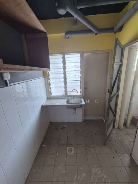 Flat for Sale at Angsana - Kavan Ho - Kitchen - PropertyGuru.com.my