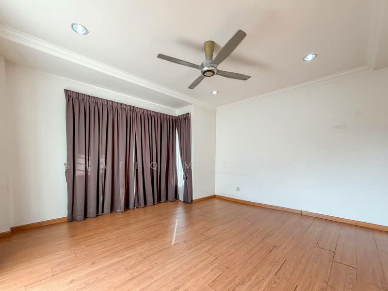 Zero-Lot Bungalow for Sale in Kajang (Selangor) - Shafiq Muttalib - Living Room - PropertyGuru.com.my