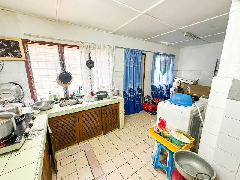 Usj 1 untuk Untuk Dijual - RM 648,000, Mac 2026 - Kitchen - PropertyGuru.com.my