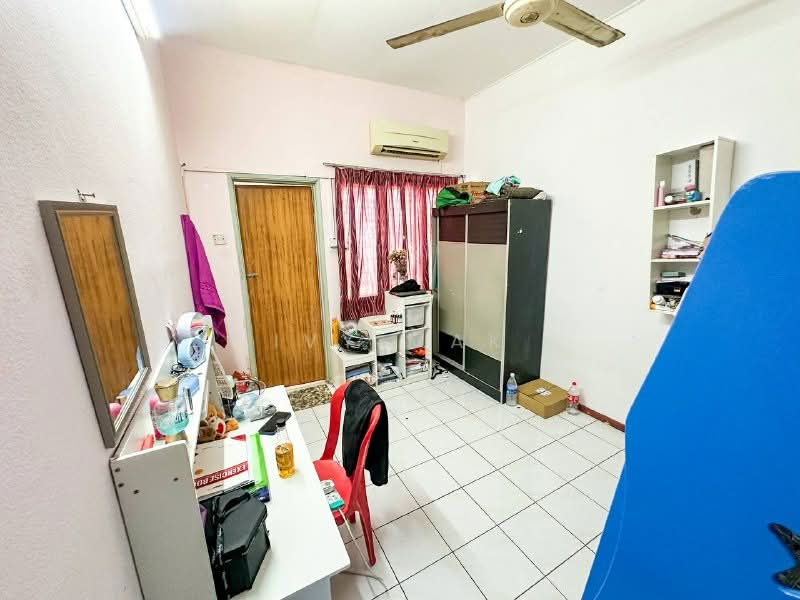 Usj 1 untuk Untuk Dijual - RM 648,000, Mac 2026 - Bedroom - PropertyGuru.com.my
