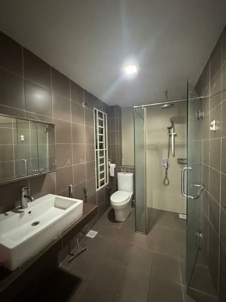 Atmosfera Kondominium untuk Untuk Disewa - RM 2,300 /bulan, Mac 2026 - Bathroom - PropertyGuru.com.my