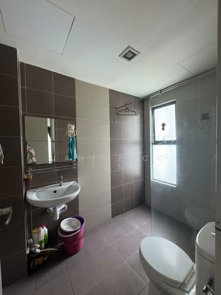 Atmosfera Kondominium untuk Untuk Disewa - RM 2,300 /bulan, Mac 2026 - Bathroom - PropertyGuru.com.my