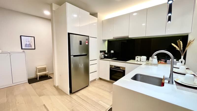 Service Residence for Sale at Star Residences Two - Tim Siow - Kitchen - PropertyGuru.com.my