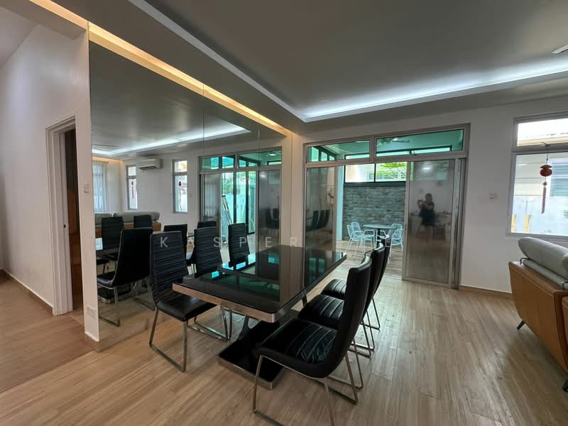 Cluster House for Rent in Taman Gaya (Ulu Tiram) - Kasper Lee - Dining Room - PropertyGuru.com.my