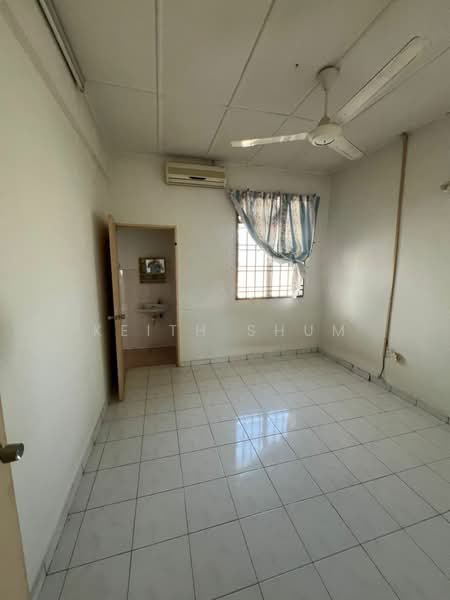 2-storey Terraced House for Sale in Taman Sri Putri (Kulai) - Keith Shum - Interior - PropertyGuru.com.my