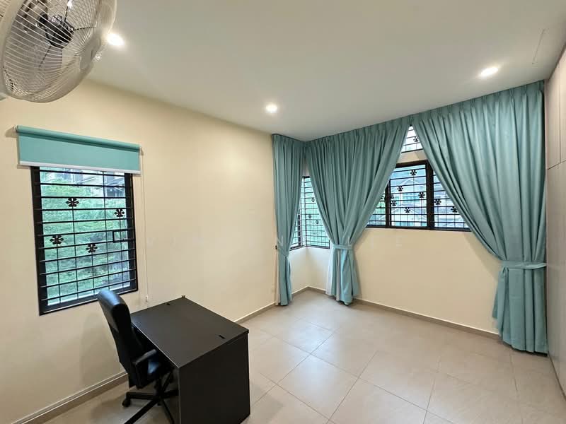 Semi-Detached House for Sale in Batu 9 (Cheras) - Vincent Lee - Study - PropertyGuru.com.my