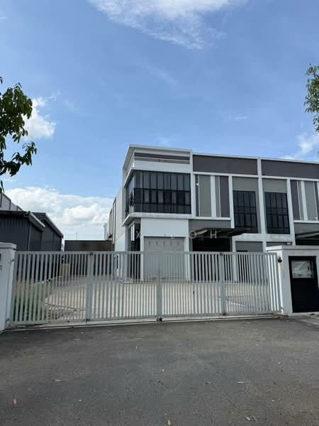 Kilang untuk Dijual di Eco Business Park 2 Senai (Senai) - Max Loh - Exterior - PropertyGuru.com.my