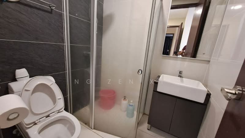 Condominium for Sale at Royal Strand @ Country Garden Danga Bay - NG ZEN XI - Bathroom - PropertyGuru.com.my