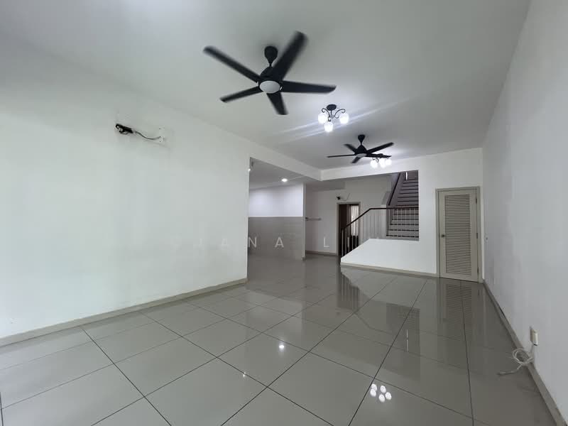 Townhouse for Rent in Shah Alam (Selangor) - Ciana Lim - Living Room - PropertyGuru.com.my
