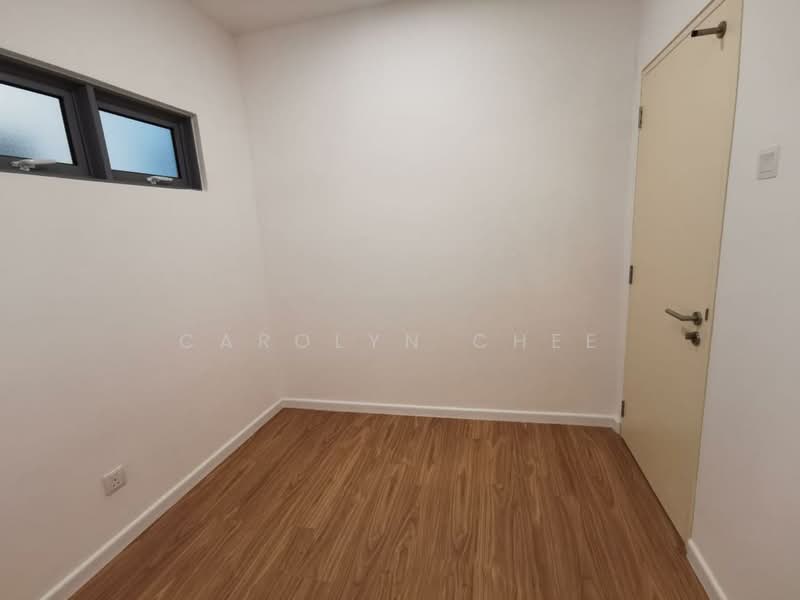 Lakefront Residence untuk Untuk Disewa - RM 1,600 /bulan, Mac 2026 - 3rd Bedroom - PropertyGuru.com.my