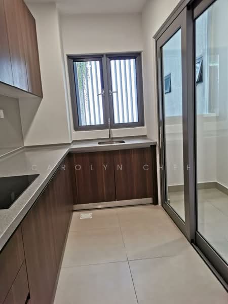 Lakefront Residence untuk Untuk Disewa - RM 1,600 /bulan, Mac 2026 - Kitchen - PropertyGuru.com.my