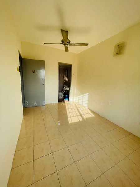 Kinrara Putri untuk Untuk Disewa - RM 1,100 /bulan, Mac 2026 - Interior - PropertyGuru.com.my